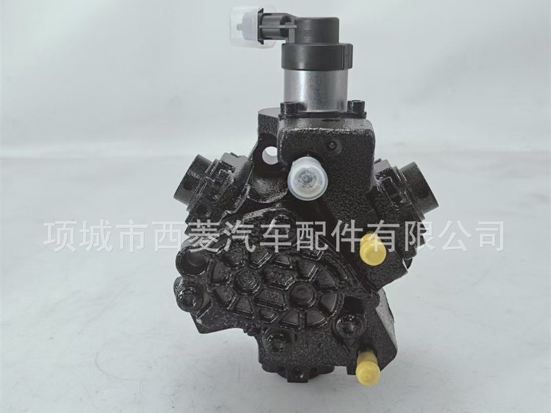 ZD30 Fuel Pump 0445010136