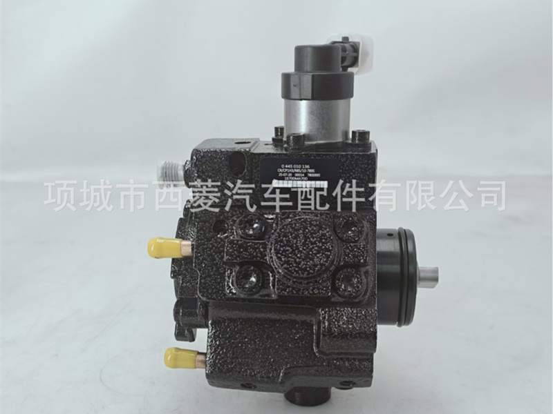 ZD30 0445010136 燃油泵