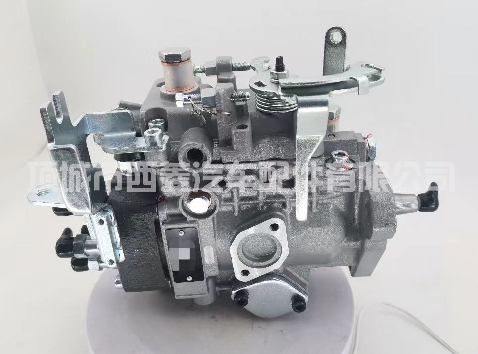 日产尼桑TD27 机械燃油泵 104640-9881燃油泵 叉车燃油泵