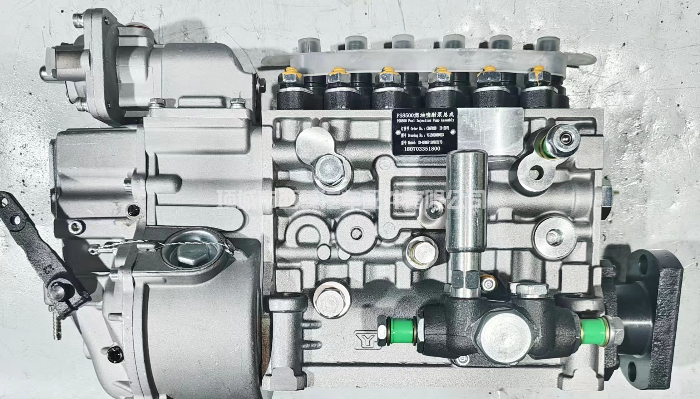中国重汽豪沃PS8500喷油泵CB6P828 VG1560080023