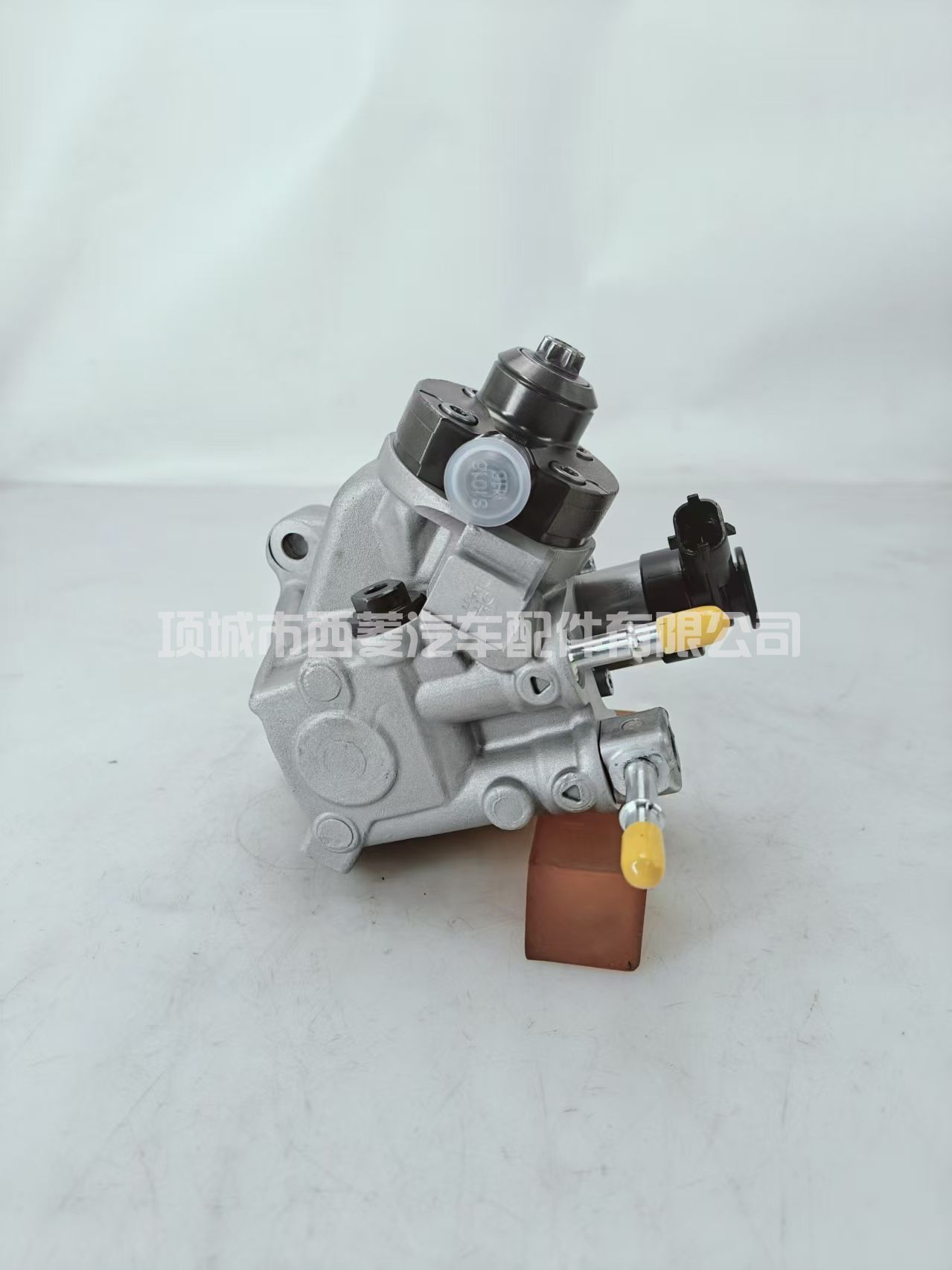 依维柯高压喷油泵，型号0445020535，CR/CP4NI/L50/2 0