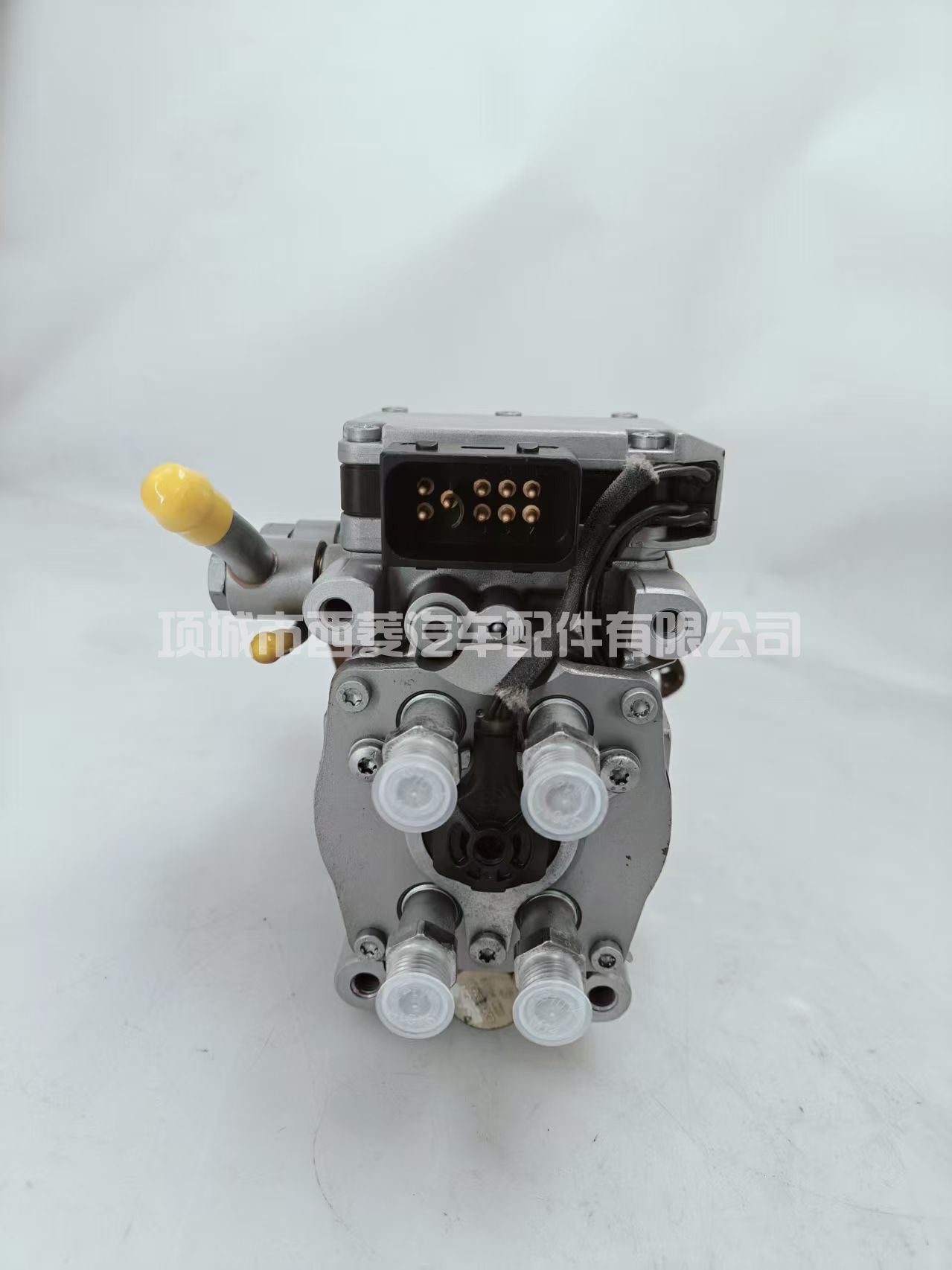 0470504037 8973267393 8-97326739-3 109341-1024 VP44 燃油喷射泵 燃油泵