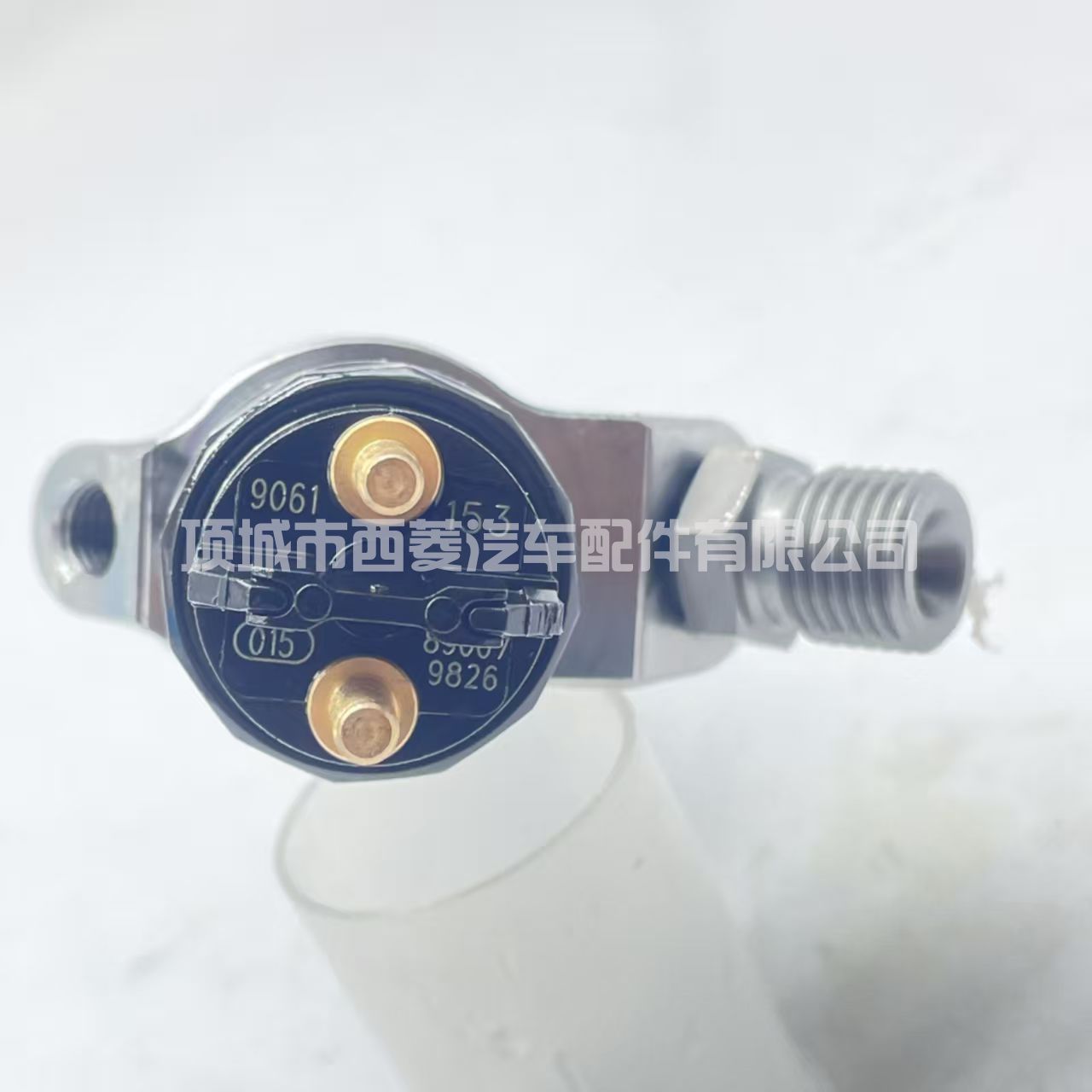 适用于卡玛斯 Crin2-16 Crin216 的燃油喷射器 0445120153