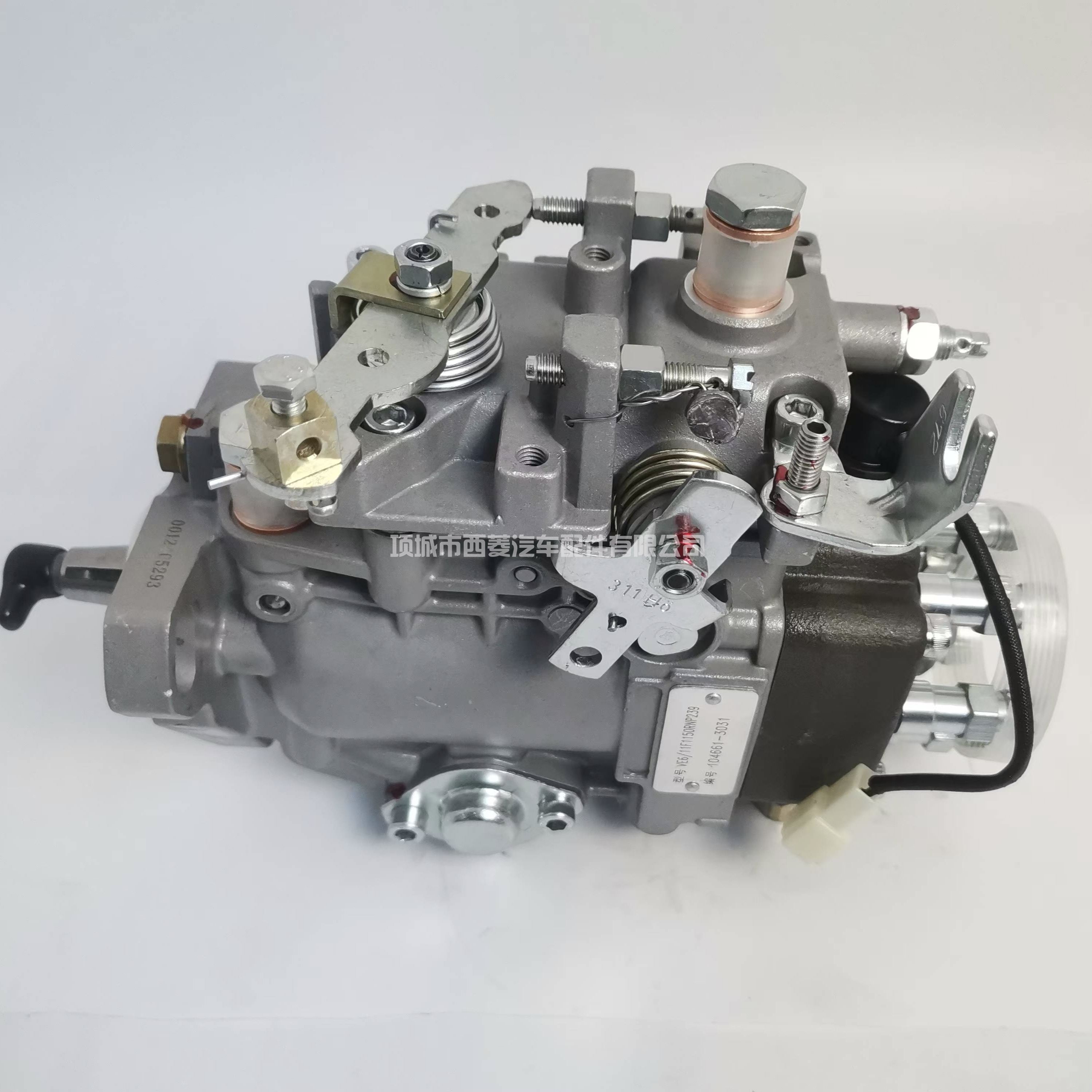 用于三菱S6S柴油机的柴油喷油泵104661-3031 104761-3031 VE6/11F1150RNP239 32B6510130 32B6510130