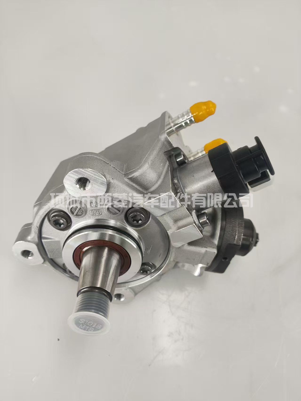 适用于福田康明斯PⅤ10001470喷油泵0445011504燃油泵0445010584