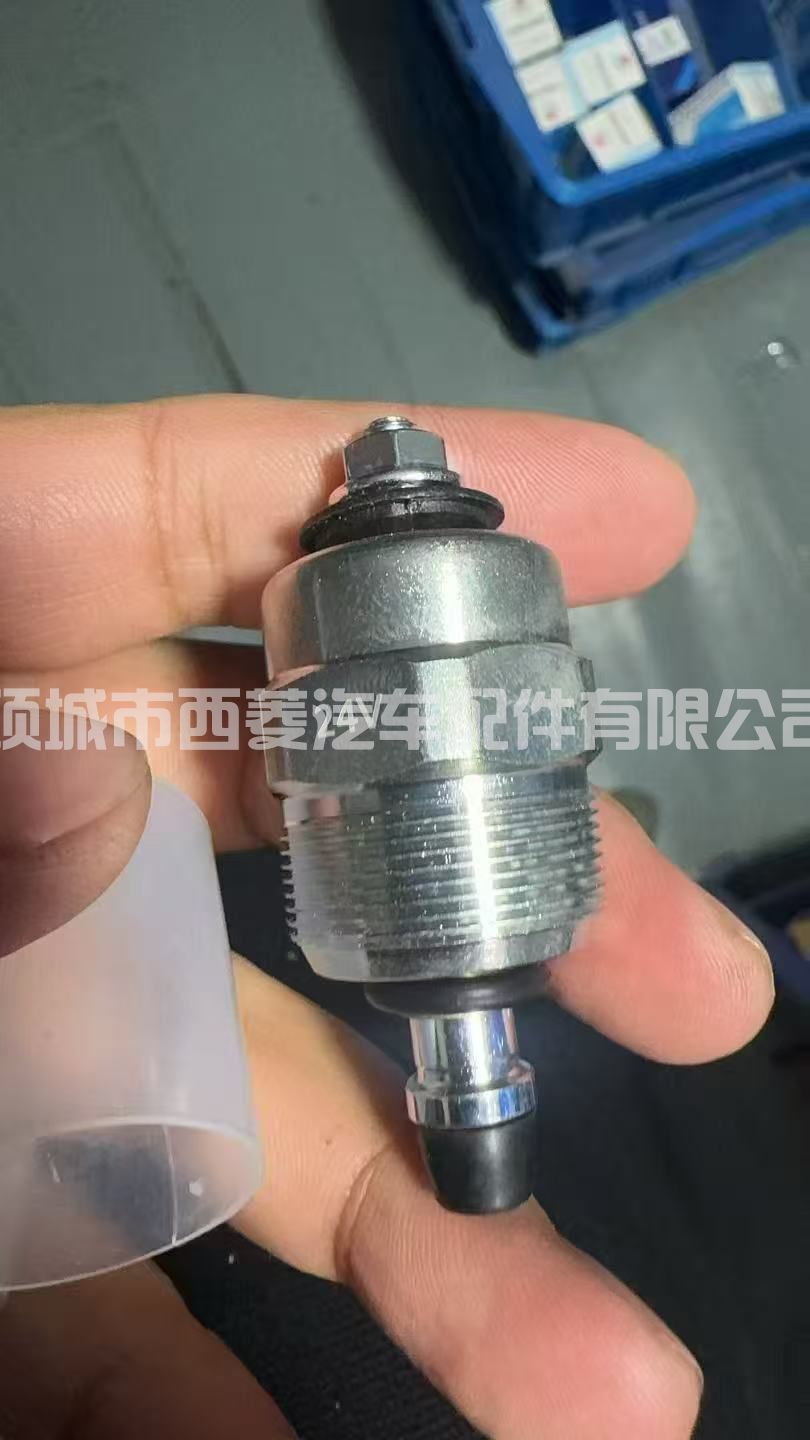 22390-6A511适用于丰田卡罗拉兰德酷路泽3L5L1HZ14B燃油电磁阀