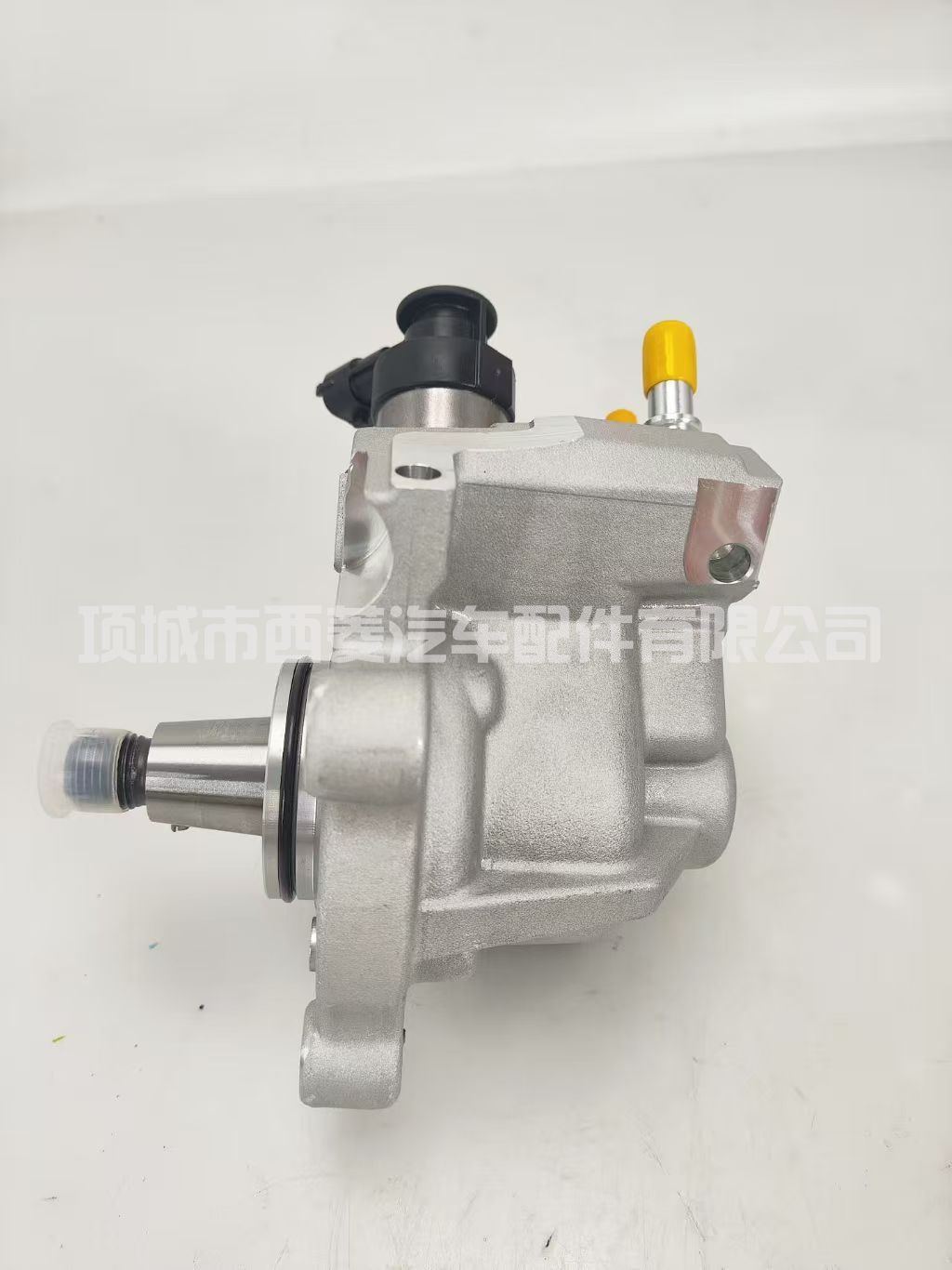 喷油泵雪铁龙 DS 欧宝沃克斯豪尔致 1.6 BlueHDi 0445010739燃
