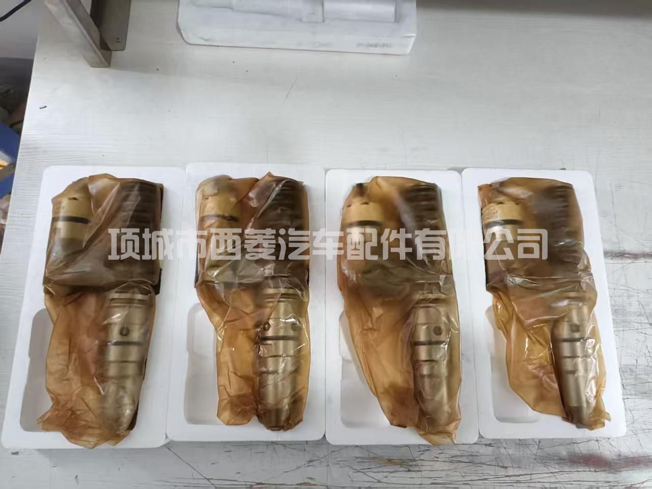 392-0208 20R-1272 适用于卡特3508B/3512B/3516BC高压喷油器总成