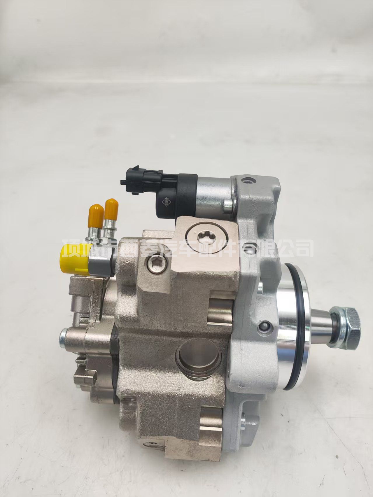 5256607福田康明斯ISF3.8柴油发动机燃油泵总成0445020122